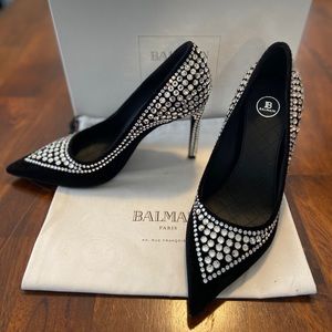 Balmain velvet and crystal pump